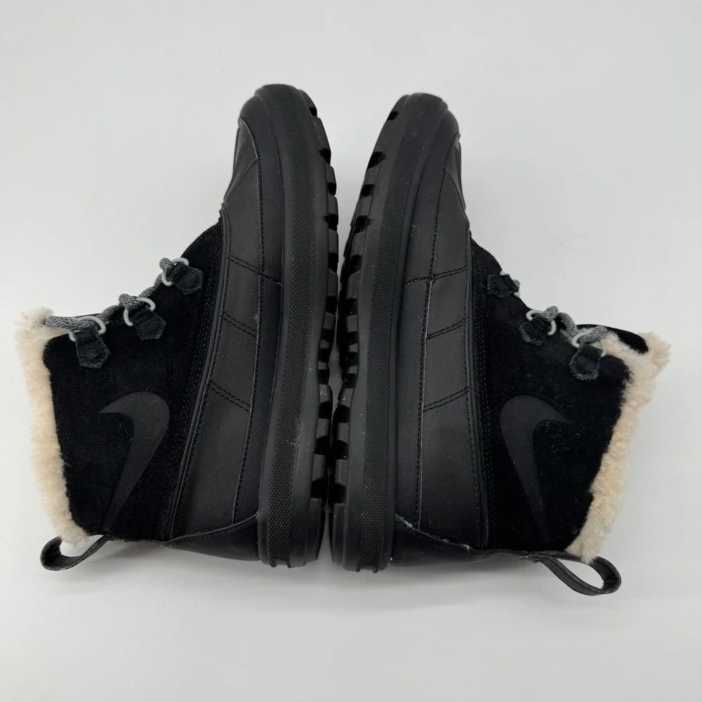 Nike ACG Woodside Chukka Duck Boots‎ 8.5 Black Faux Fur Lined Leather Outdoor